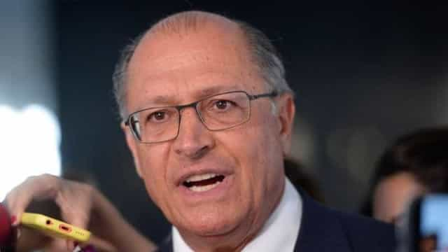 Alckmin sobre governo Bolsonaro: “PT de ponta-cabeça”