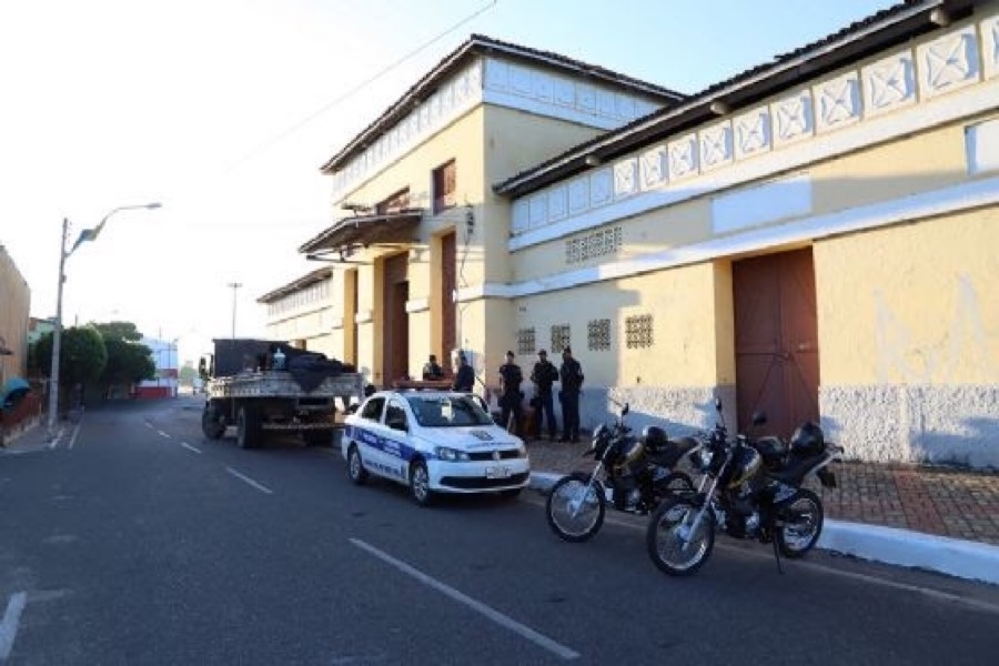 SECULT Juazeiro do Norte realiza ação para retomada de posse do prédio da antiga estação de trem