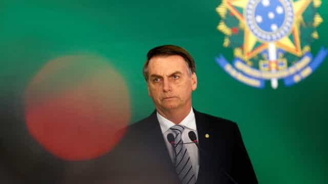 Bolsonaro se diz contra posições mais radicais em manifestações