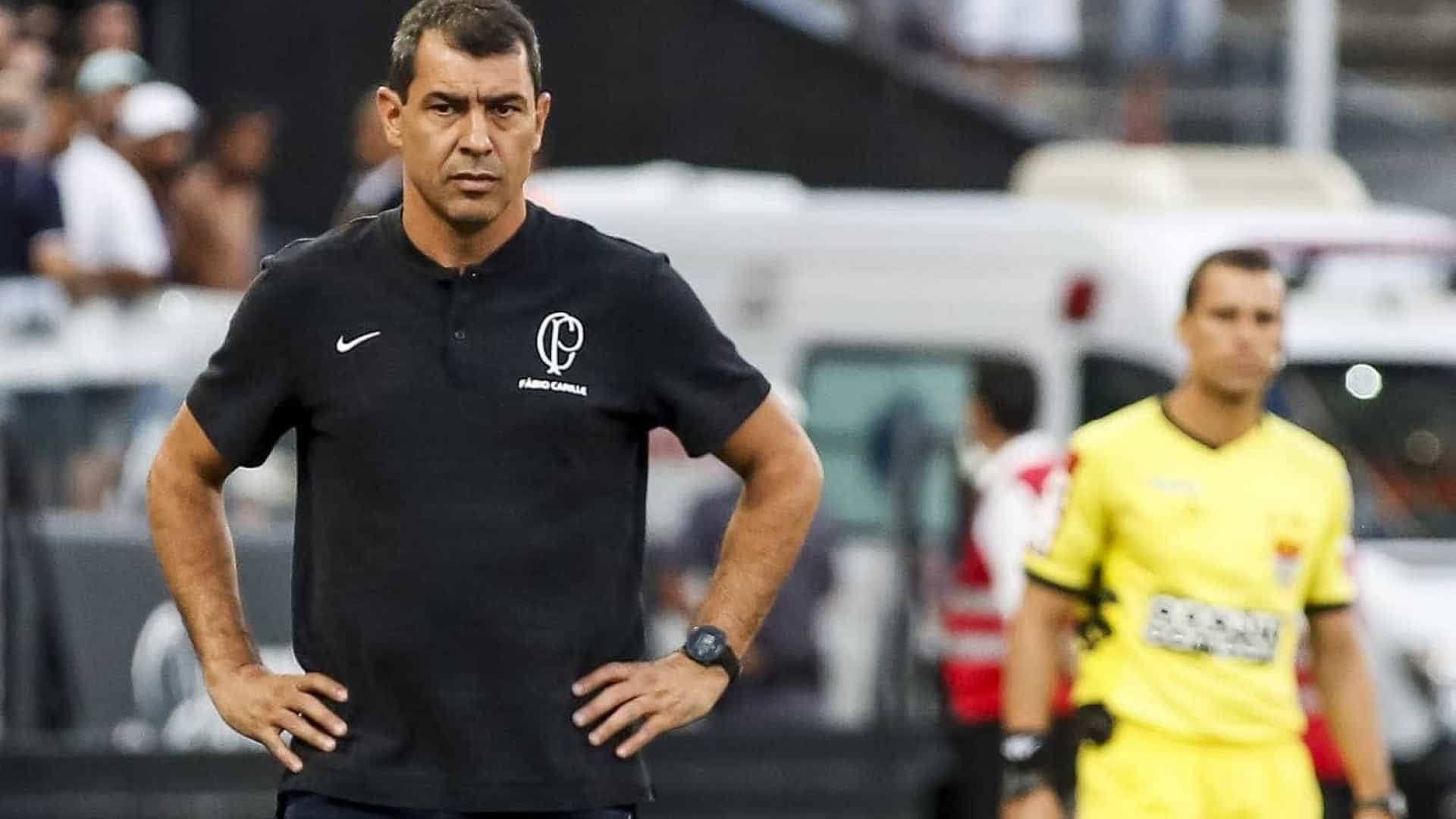 Carille aguarda Sul-Americana para definir estratégia do Corinthians