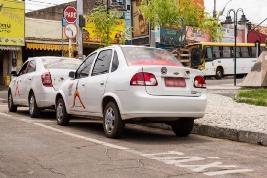 Demutran prorroga prazo para recadastramento de mototaxiatas e taxistas