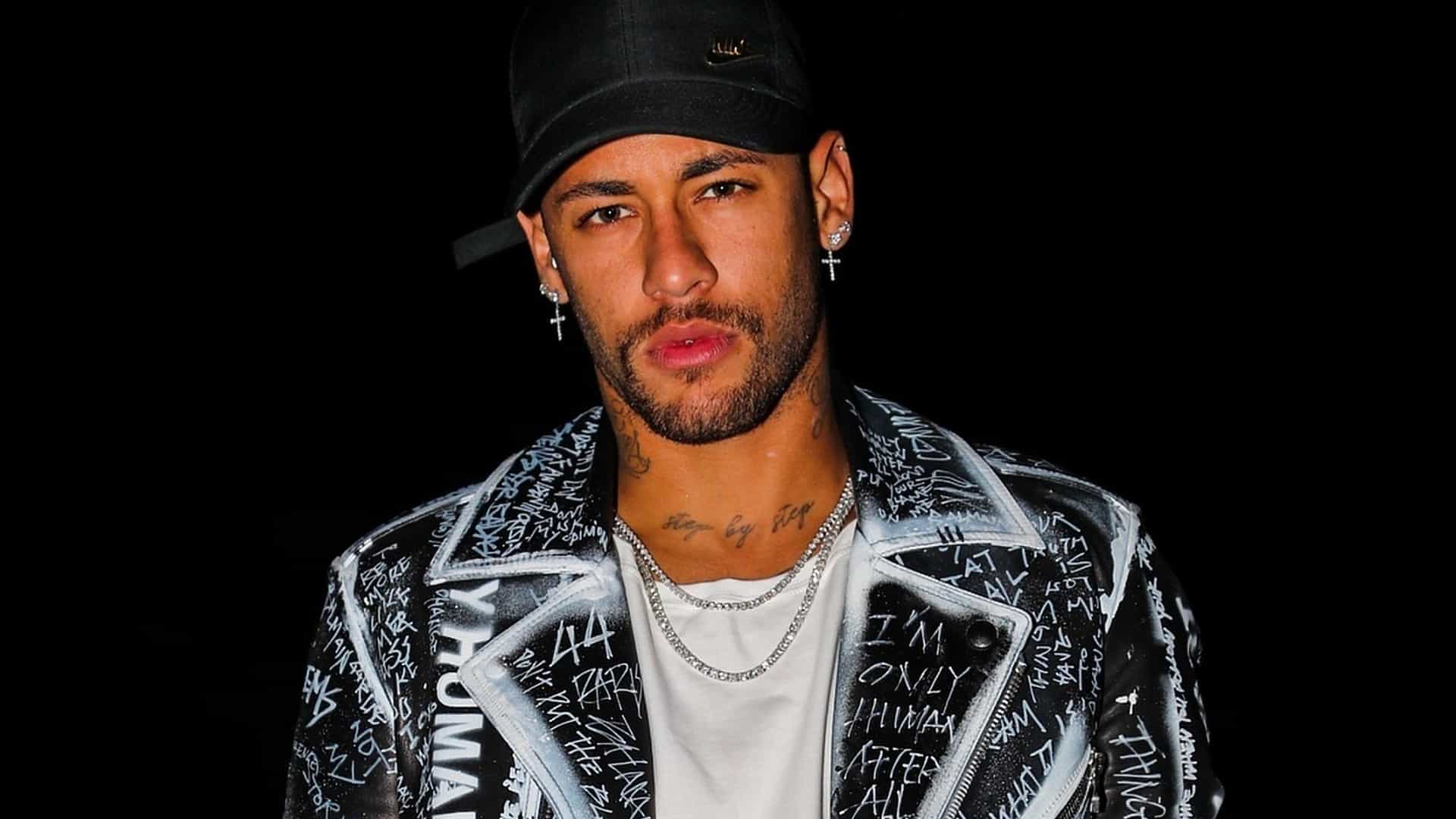 Neymar: suposta vítima de estupro entrega documentos à polícia