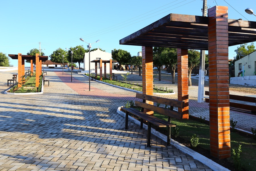 Prefeitura de Várzea Alegre inaugurou a Praça José Alves Teixeira, no Canindezinho