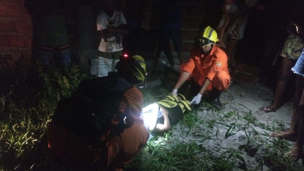 Muro desaba e fere criança de 7 anos em Maragogi, AL