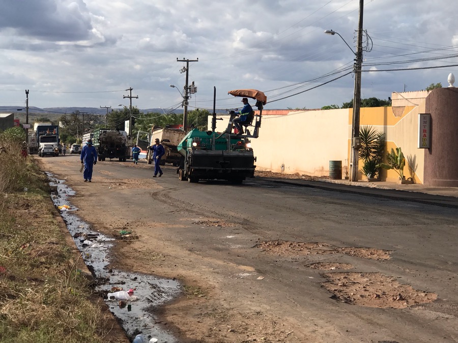 Prefeitura do Crato faz recapeamento da Avenida Castelo Branco