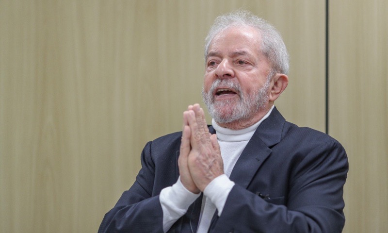 Força-tarefa da Lava Jato pede semiaberto para Lula