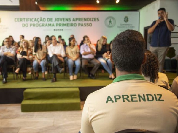 Mais de nove mil jovens se inscreveram no Primeiro Passo em uma semana