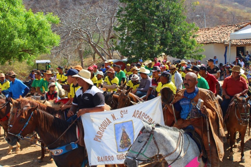 20ª Romaria da Santa Cruz do Deserto reúne centenas de pessoas em uma celebração de fé e devoção