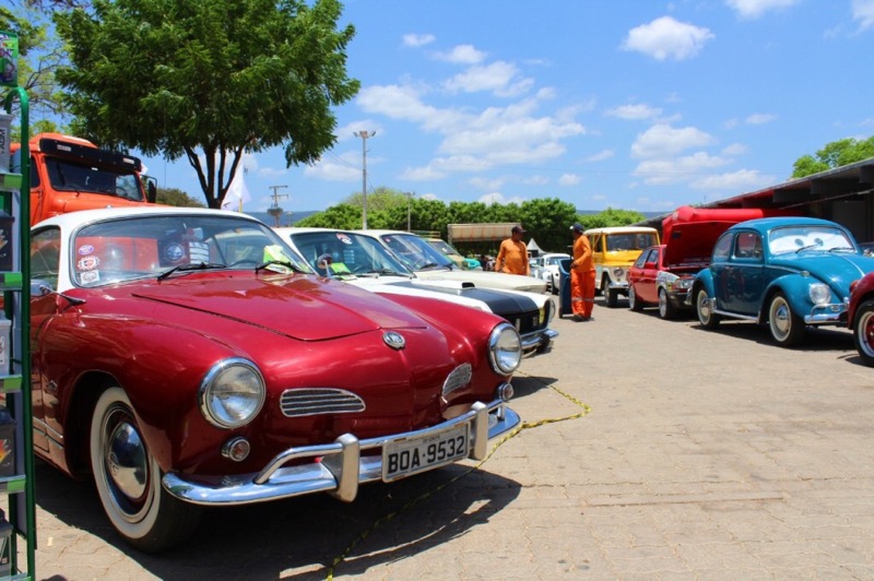 Em Crato, Domingo no Parque reúne amantes do automobilismo