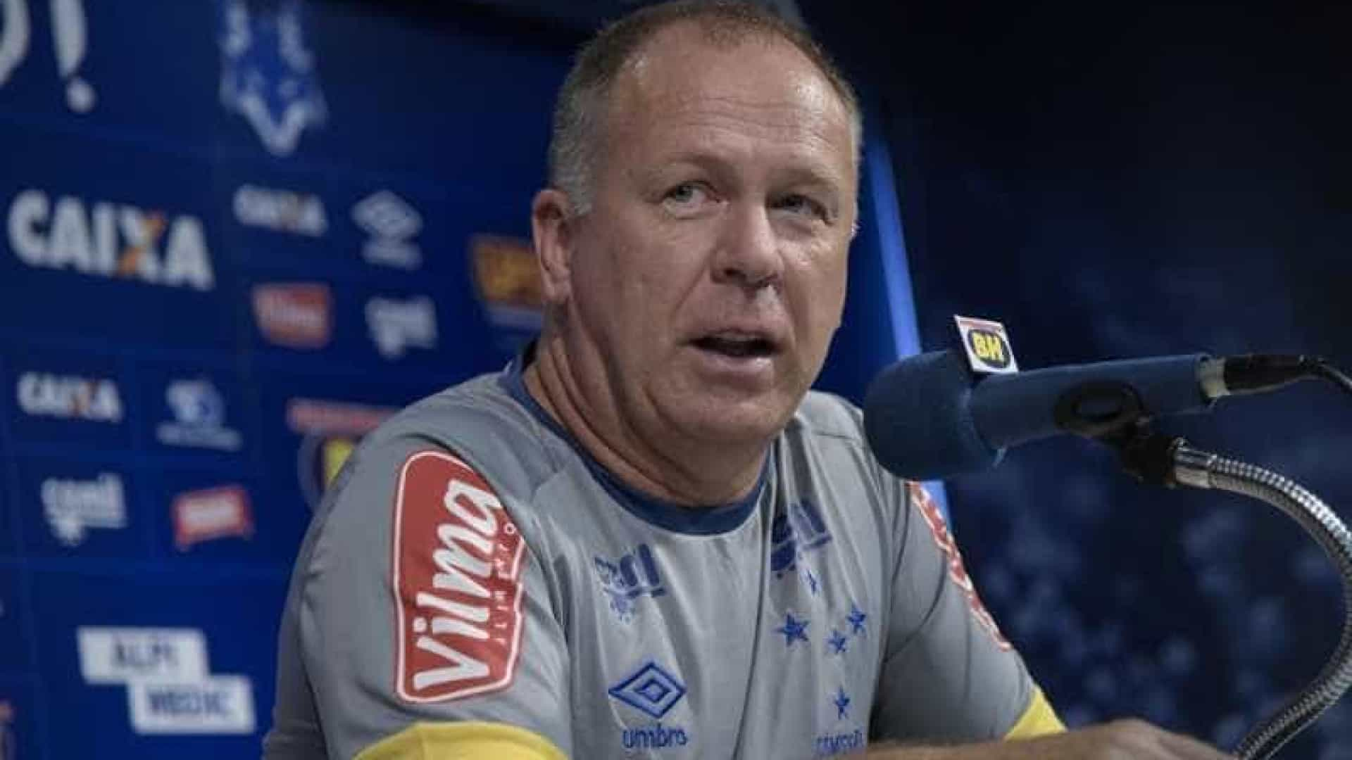 Mano Menezes evita euforia após sua 2ª vitória no Palmeiras