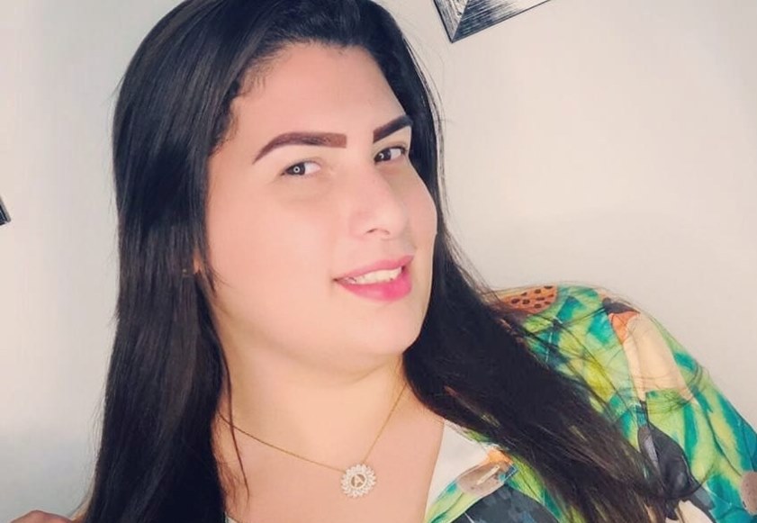 Família de jovem morta a facada pelo ex-namorado denuncia negligência médica