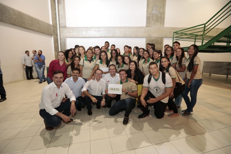 Prefeitura do Crato participa de certificação de jovens através do Programa Primeiro Passo