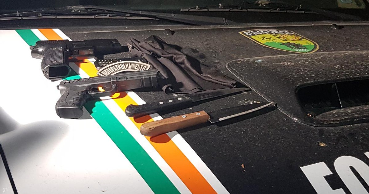 Adolescentes roubam carro no interior do Ceará, viajam até a capital para praticar assaltos e gravam vídeos mostrando armas