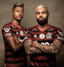 Bruno Henrique e Gabigol disputam prêmio de melhor da Libertadores com dupla do River