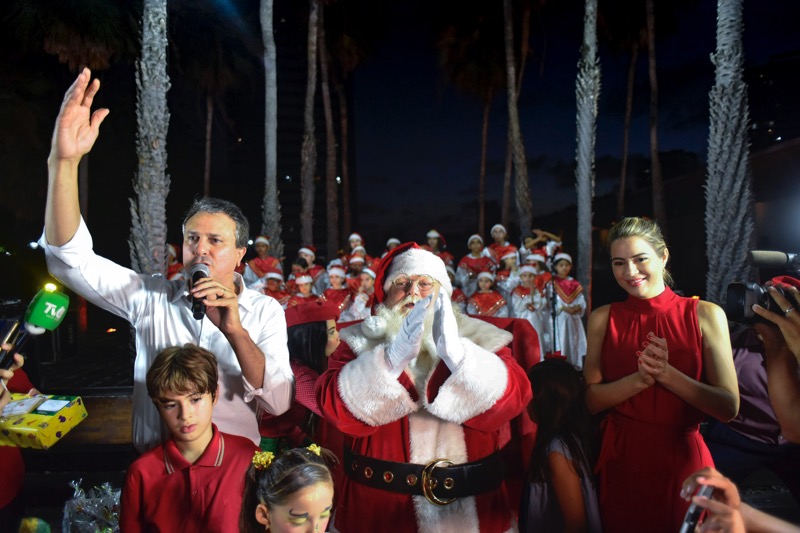 Natal do Acolhimento presenteia 480 crianças e jovens de abrigos com festa inesquecível