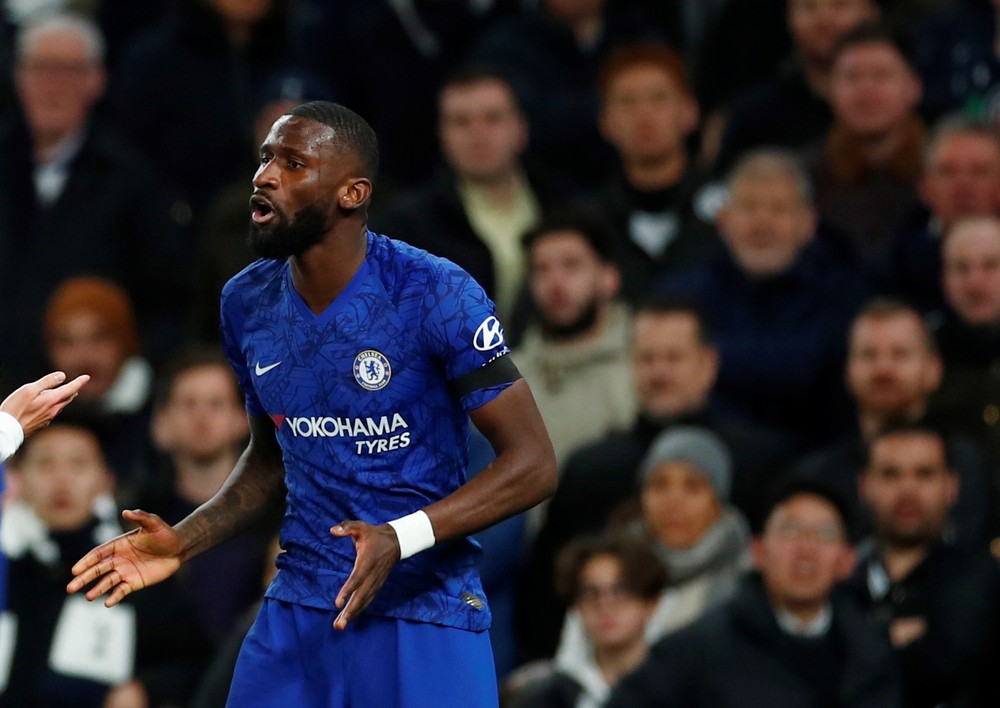 Governo inglês se pronuncia sobre racismo em jogo do Chelsea e Rüdiger cobra punições