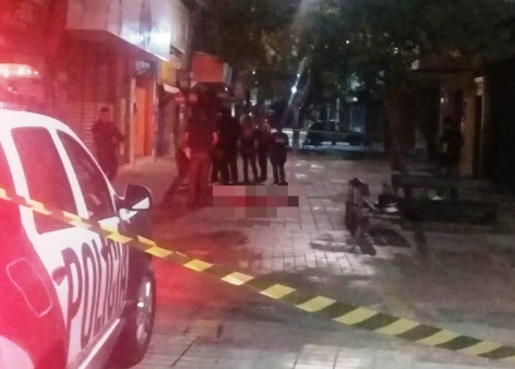 Travesti é morto com um tiro na cabeça quando fazia ponto no Centro da Capital