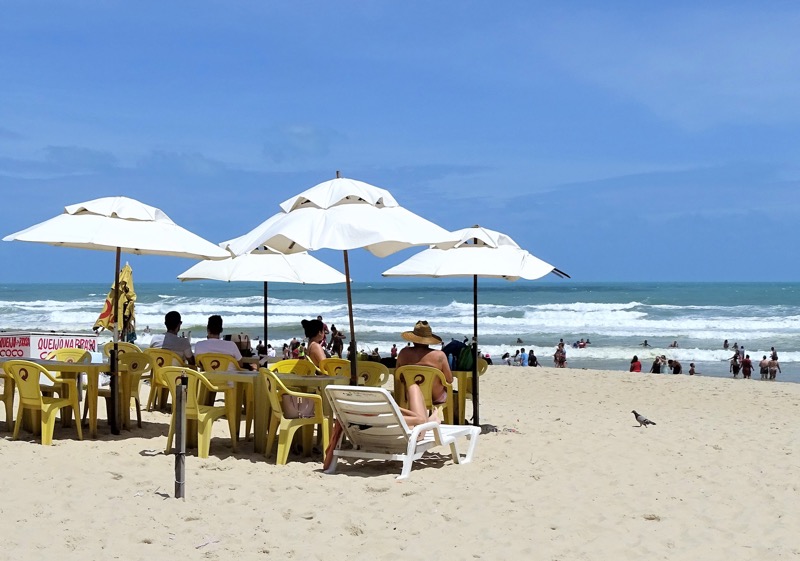 Praia do Futuro está própria para banho de mar