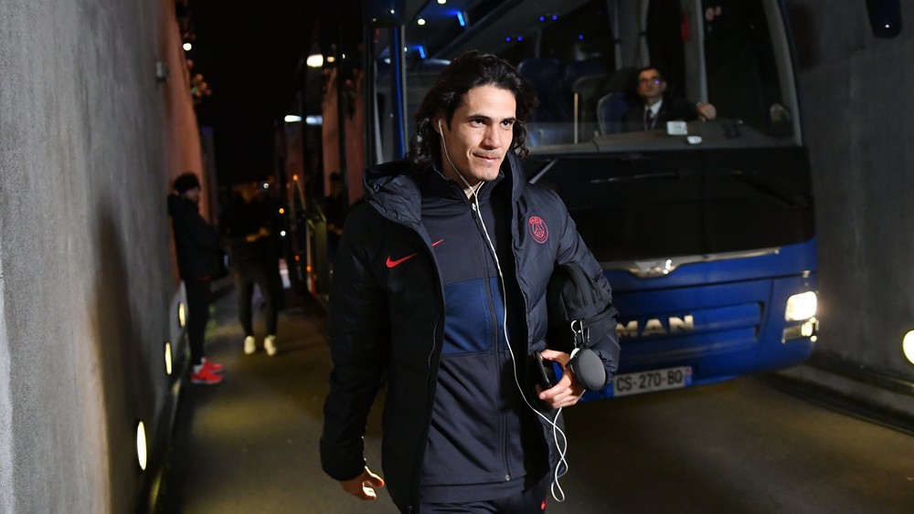 Leonardo revela que Cavani pediu para deixar o PSG e confirma interesse do Atlético