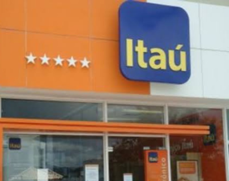 Banco Itaú é invadido e bandido leva colete e munições em Juazeiro do Norte-CE