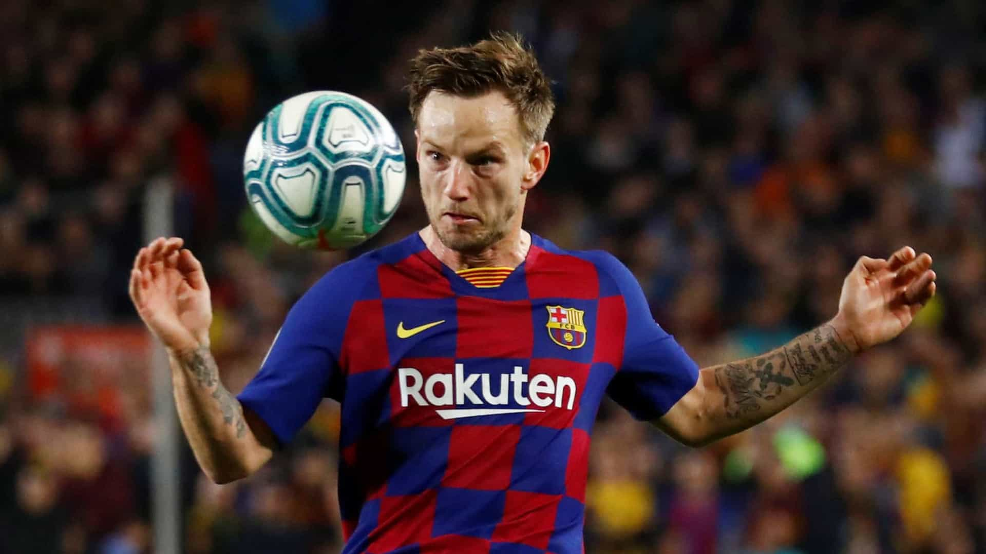 Rakitic fala sobre saída do Barcelona: ‘Não sou um saco de batatas’