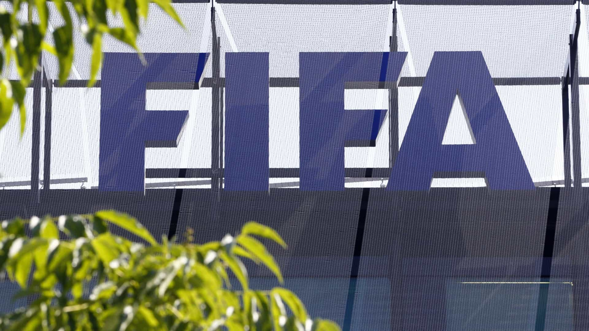 Fifa anuncia ajuda de quase R$ 840 mi a associações durante pandemia