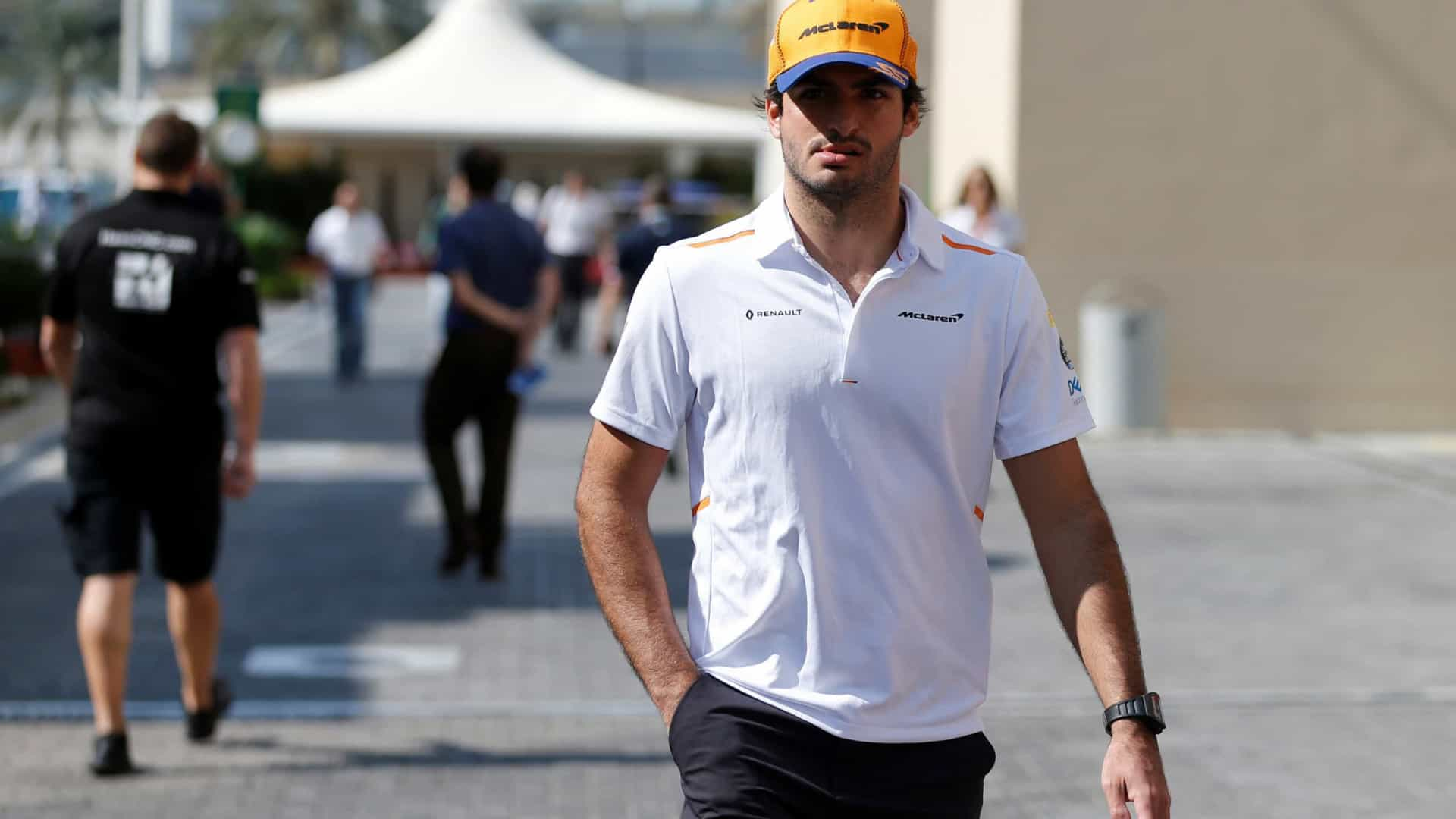 Ferrari anuncia Carlos Sainz Jr. no lugar de Vettel a partir de 2021