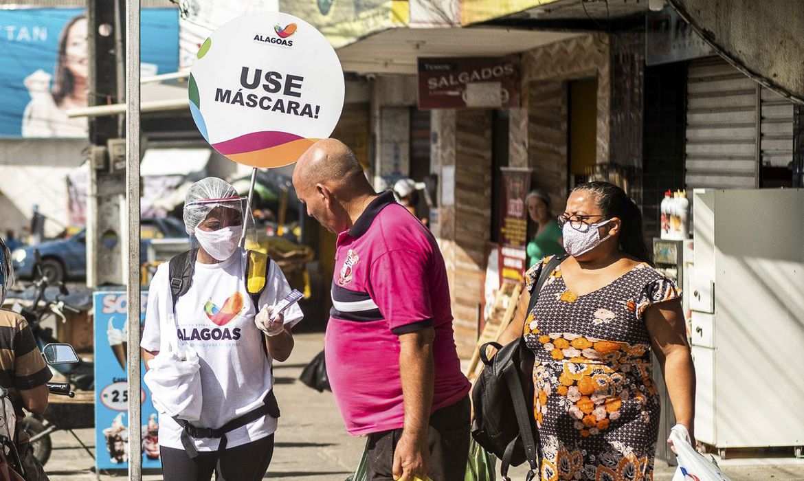 Covid-19: Brasil tem 2,5 mil mortes e 75,4 mil casos em 24 horas