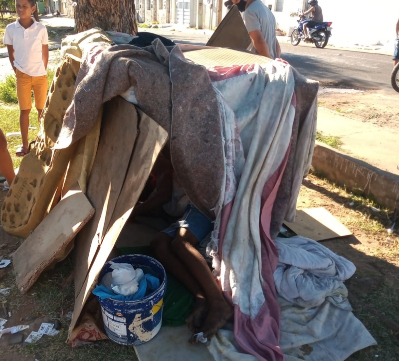 Morador de rua encontrado morto com o corpo crivado de balas em Juazeiro do Norte