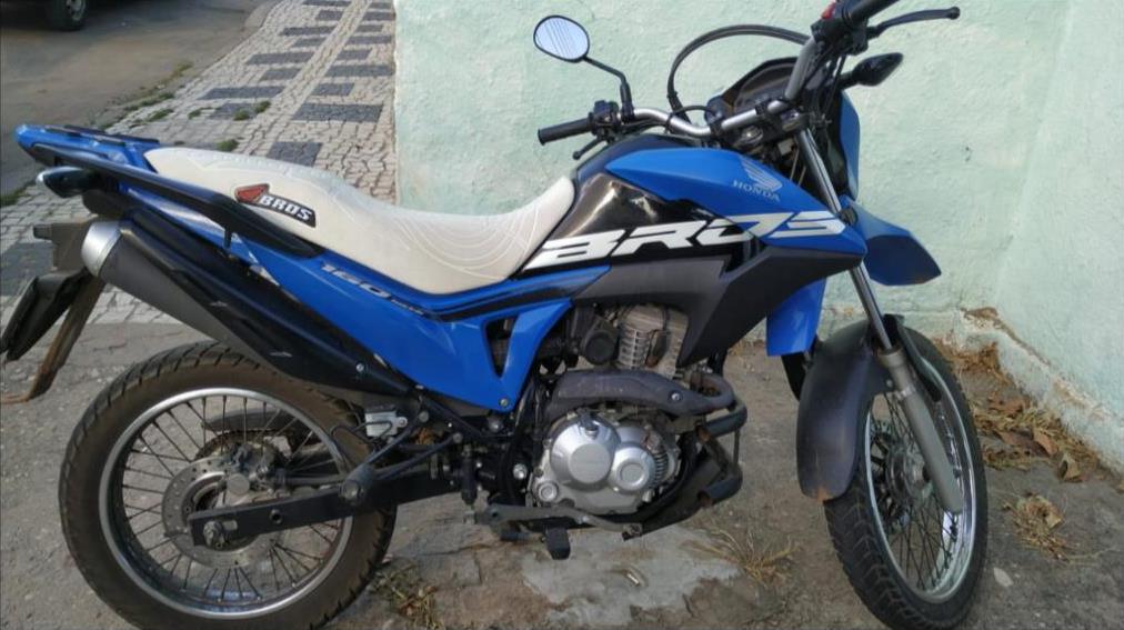 Homem é preso pelo BPRAIO em Barbalha após roubar moto em Missão Velha