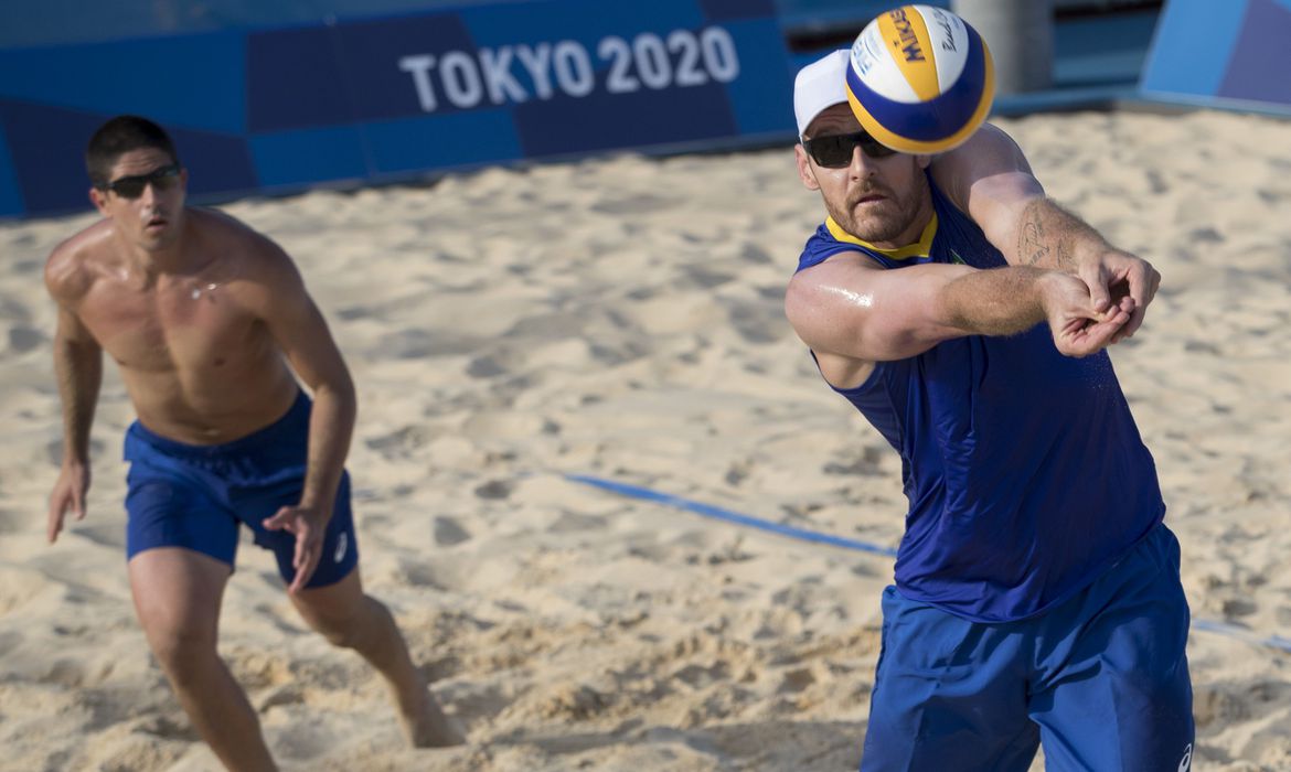 Vôlei brasileiro estreia nesta sexta em busca de medalhas