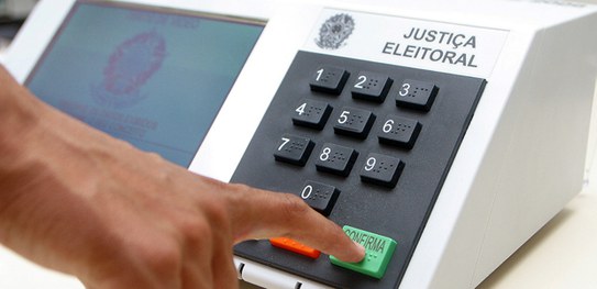 TSE anuncia medidas para fortalecer sistema eletrônico de votação