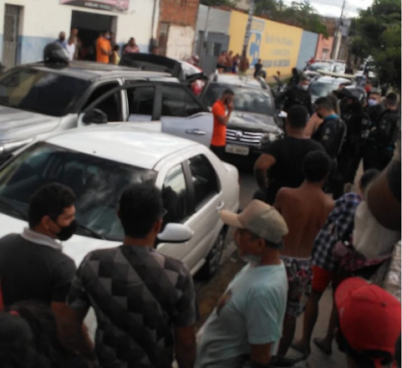 Exclusivo: Empresário arrasta policial em carro durante abordagem em Juazeiro do Norte