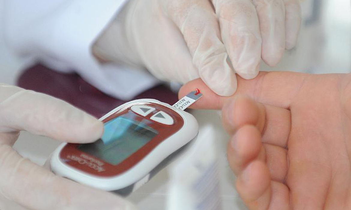 Brasil registra 1ª cirurgia contra diabetes tipo 2 feita com robô