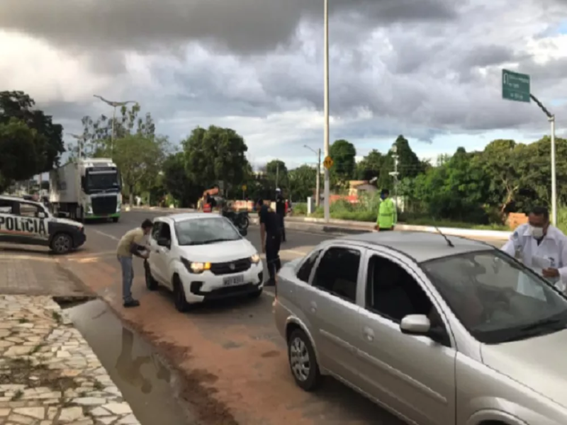 Barbalha: Barreiras sanitárias são instaladas para conter avanço da variante delta da COVID