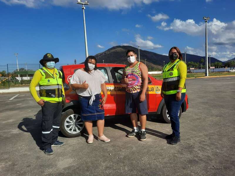 Mãe e filho realizam sonho de conquistar a primeira habilitação juntos no Detran de Itapipoca