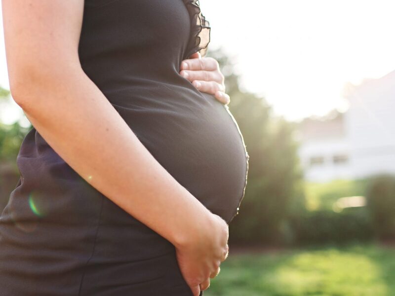 Mulher no Ceará ganha na Justiça direito de realizar fertilização in vitro pelo SUS