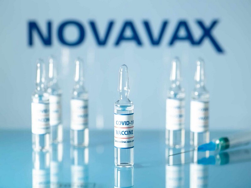 Novavax inicia teste de vacina combinada contra gripe e Covid-19