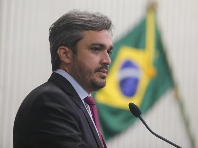 Nelinho Freitas afirma que possível filiação ao PT será debatida apenas em 2024