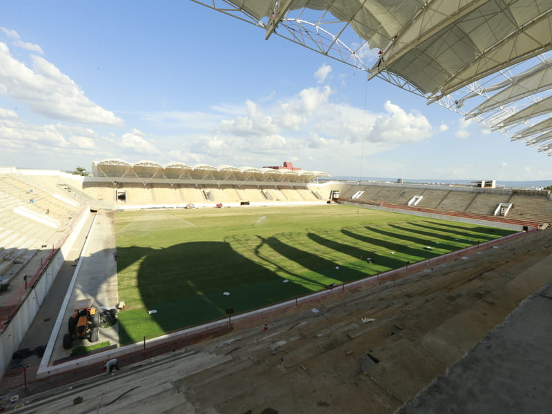 Com as bênçãos do artilheiro Saravá, Arena Romeirão desponta como meca do futebol nordestino no Interior