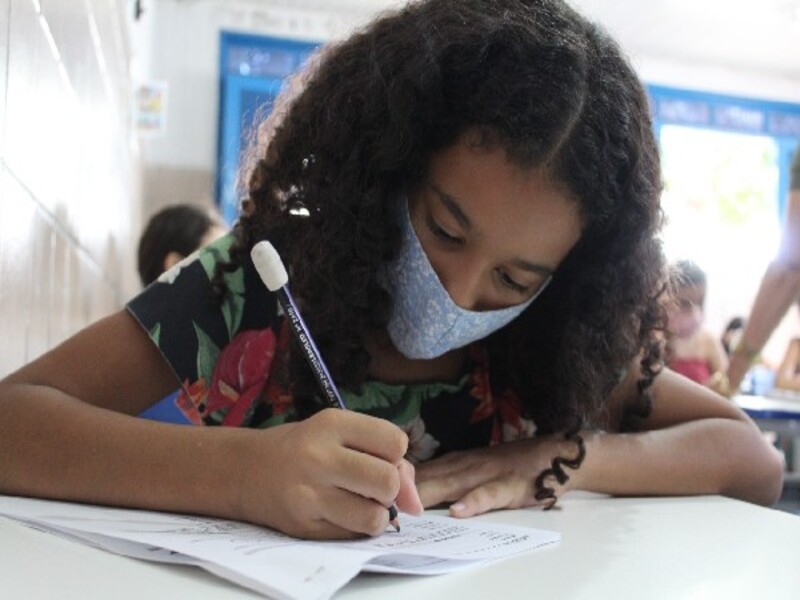 Juazeiro Alunos do º ao º ano da rede municipal retornam às aulas presenciais News Cariri