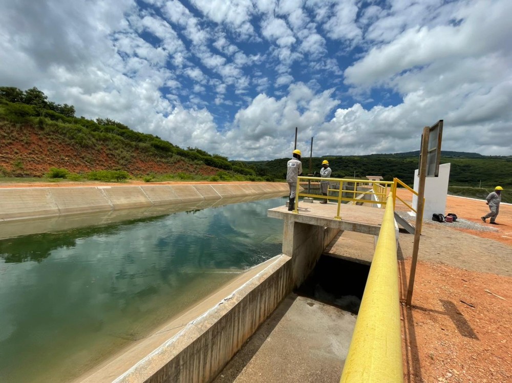 Águas do São Francisco são liberadas para o açude Castanhão, no Ceará