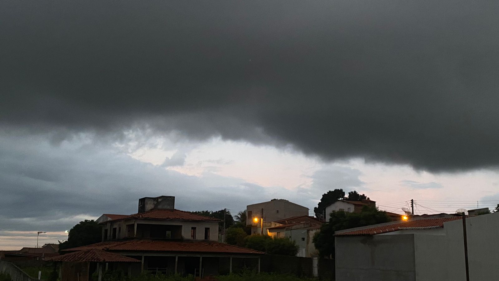 Fim de semana deverá apresentar condições para chuvas em todas as macrorregiões no Ceará