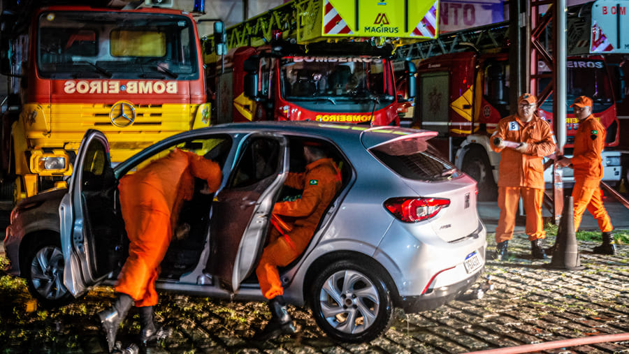 Bombeiros militares participam do 1° Curso de Condutor e Operador de Veículo de Incêndio do Ceará