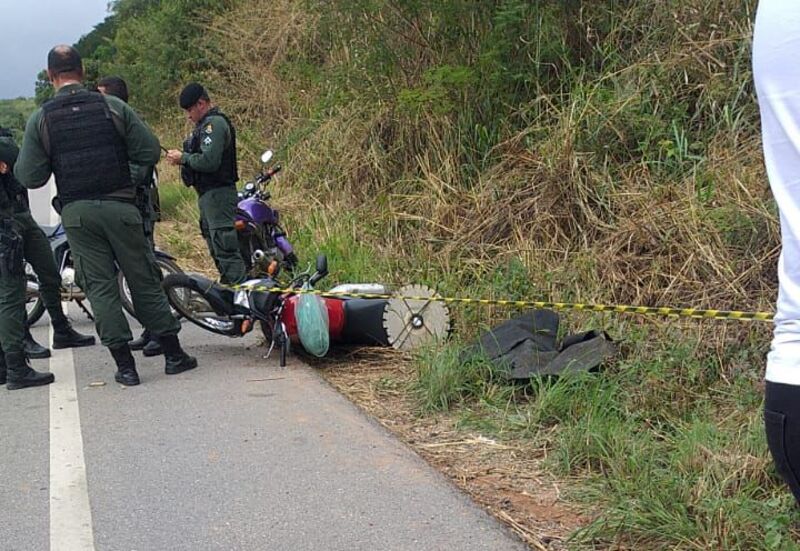 Funcionário Publico é executado a tiros enquanto trafegava com sua moto em Nova Olinda