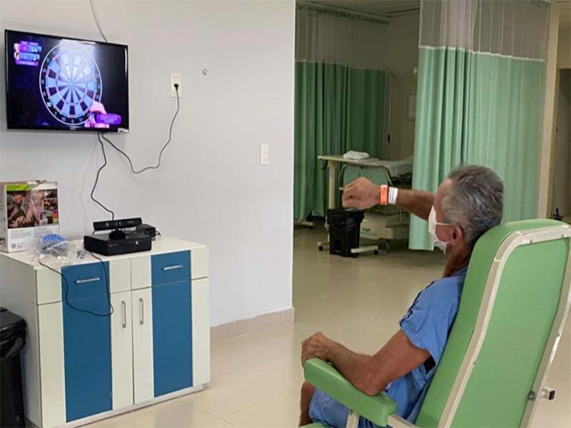 Unidade de AVC do HRSC usa realidade virtual para recuperar pacientes