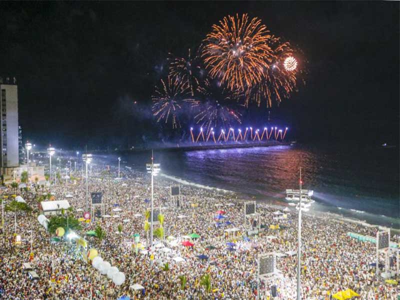 Fortaleza terá 1º réveillon com proibição de fogos de artifício barulhentos; entenda