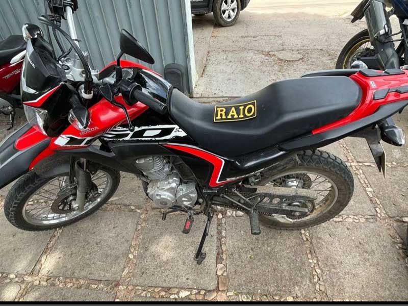 Moto roubada é recuperada pelo BPRAIO no município de Barbalha