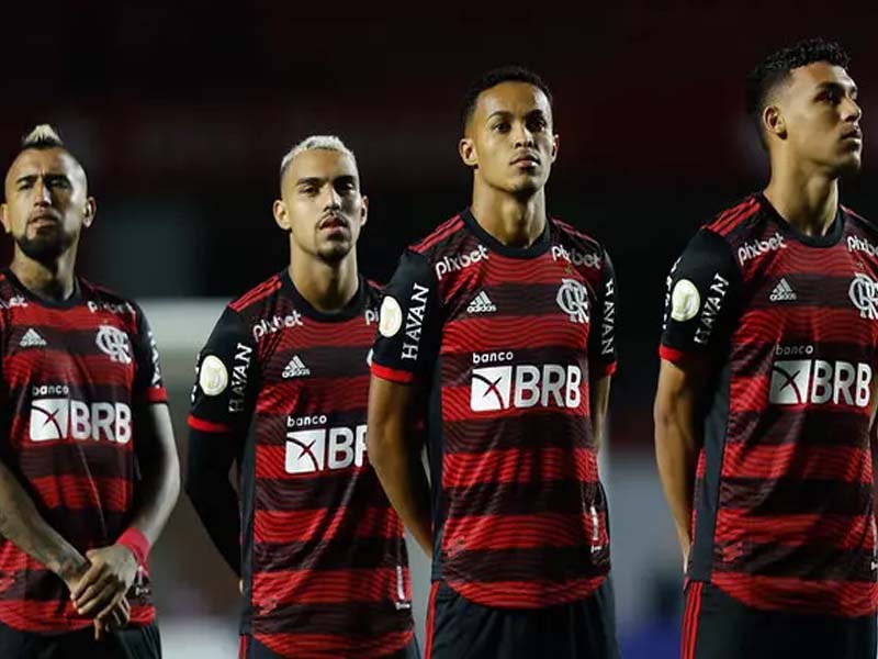 Reforços? Posições carentes? Trio na mira? O que Flamengo reserva para 2023 após 2022 de títulos