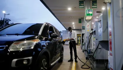 Petrobras anuncia alta de 7,46% em preços de venda da gasolina a distribuidoras